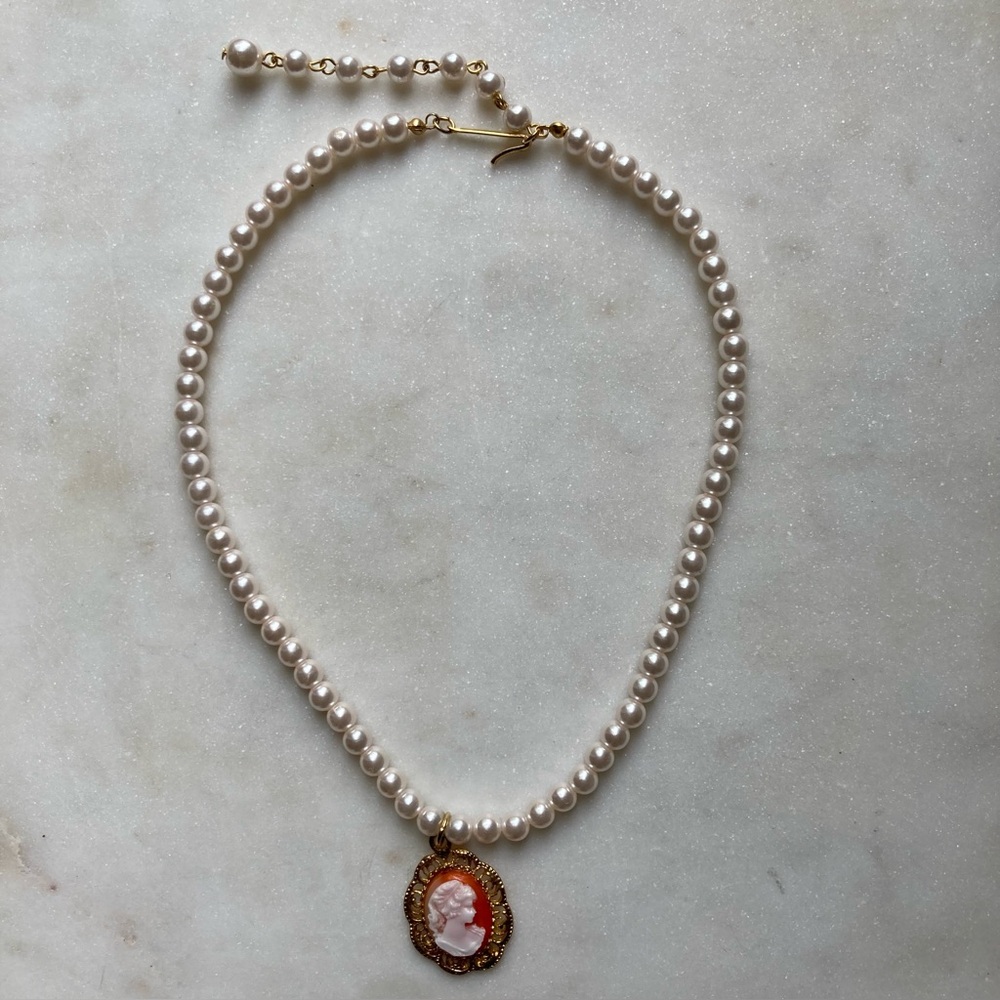 Vintage Cameo Pearl Choker Necklace
